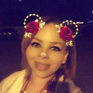 Meet your Posher, Cassandra